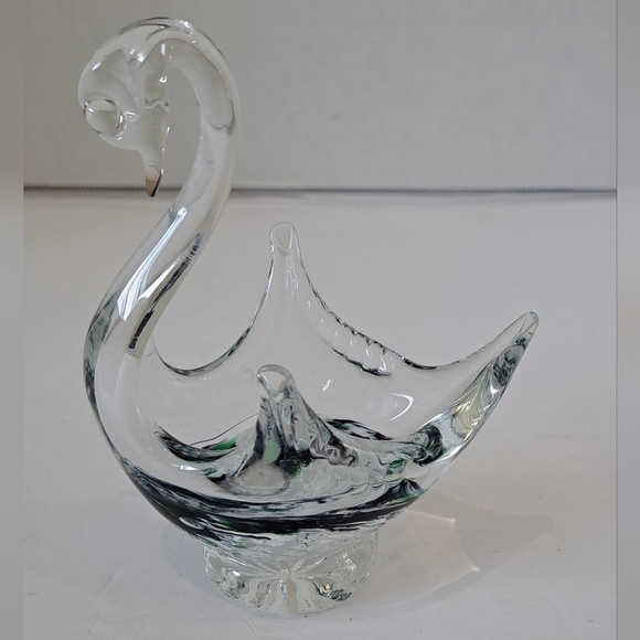 Hand Blown Glass Swan on Base Multicolor 5.5" Height 3.5"  Collectible Art - Picture 1 of 10